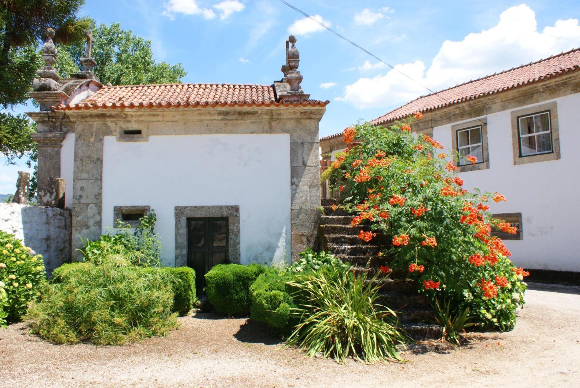 Casa Do Campo - Turismo De Habitacao Panzió Celorico De Basto Kültér fotó